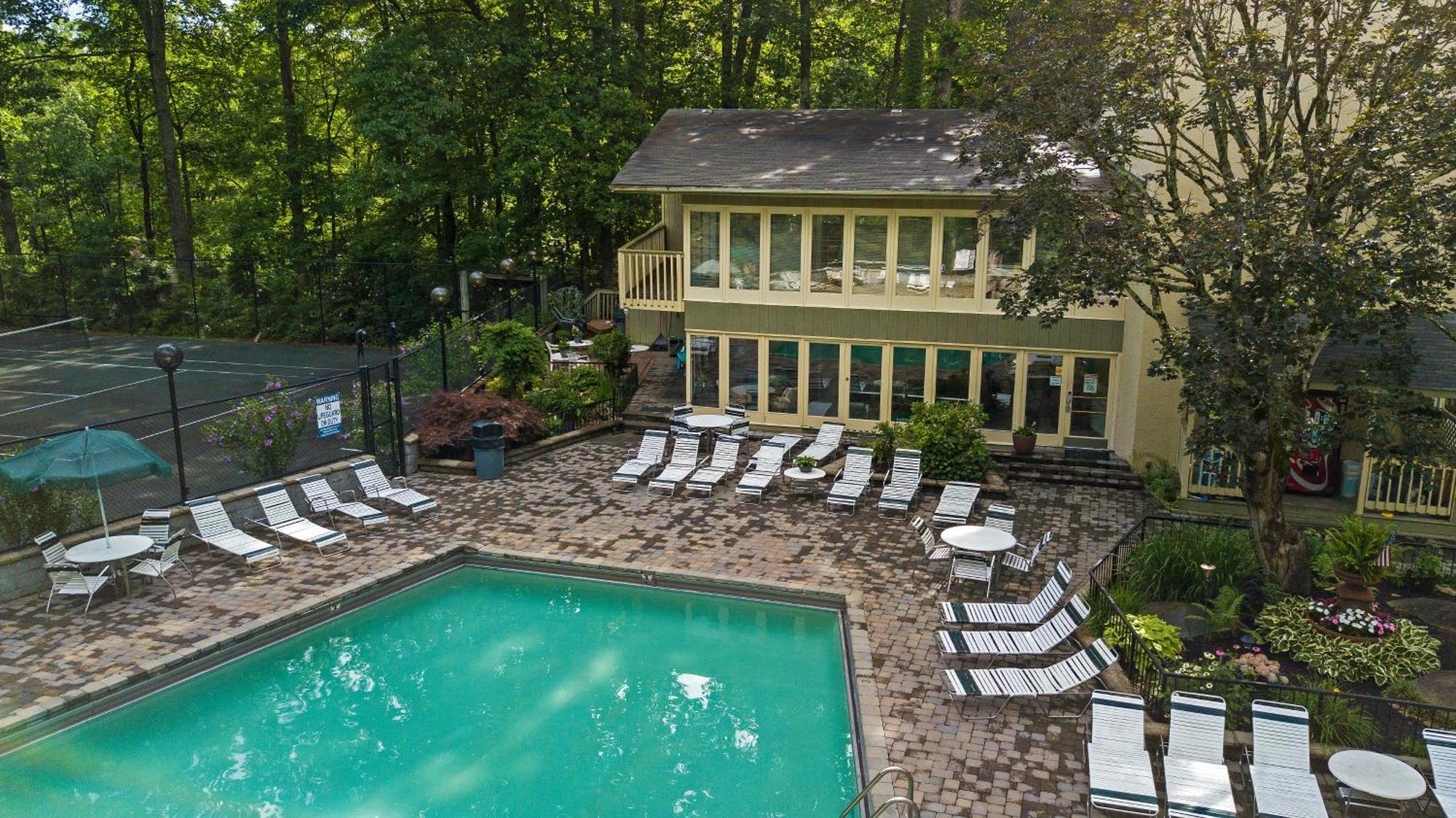 Daya, Hot Tub, Pool Table, 1089 Of Free Attraction Tickets For Each Paid Day, Dollywood And More! جاتلينبرج الغرفة الصورة